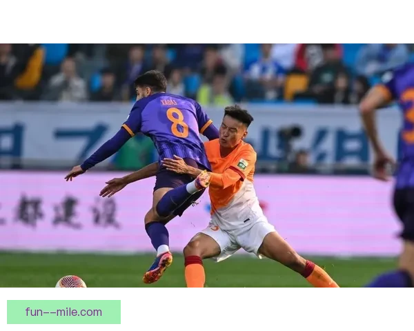 青岛海牛外援康瓜绝杀进球后脱衣庆祝领两黄被罚下 将缺席下轮比赛